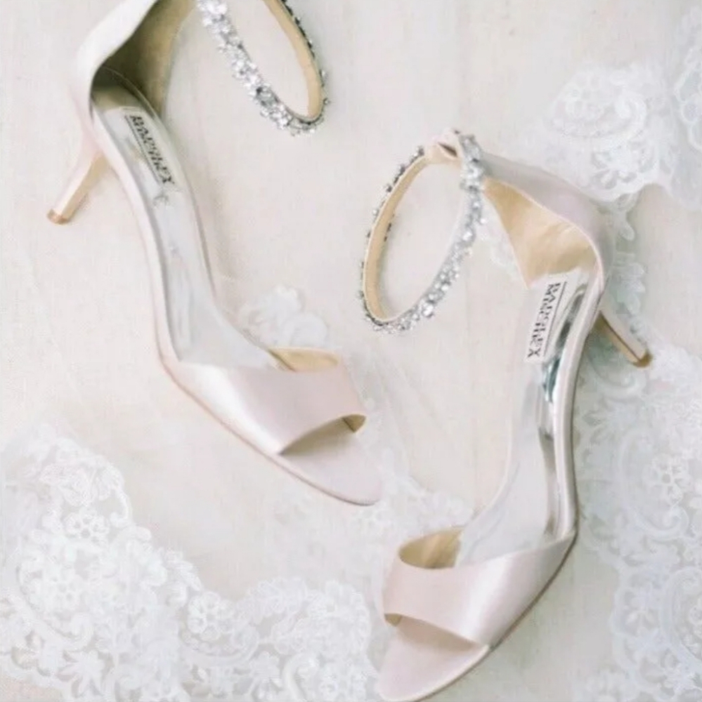 Badgley Mischka Geranium Heel Sandal 5 $235